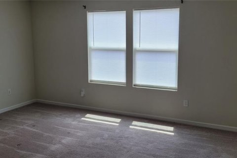 House in Davenport, Florida 4 bedrooms, 224.45 sq.m. № 1747318 - photo 29