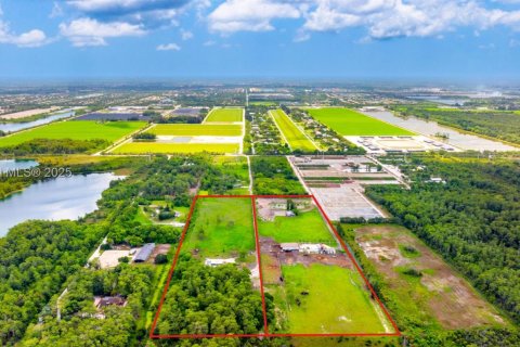 Propiedad comercial en venta en Boynton Beach, Florida № 1871550 - foto 3