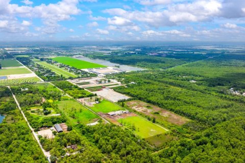 Propiedad comercial en venta en Boynton Beach, Florida № 1871550 - foto 4