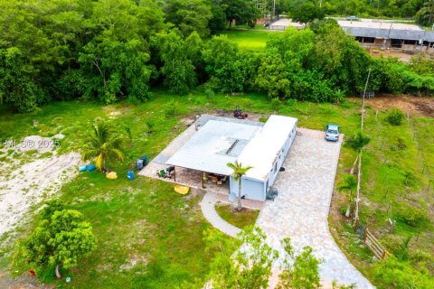 Propiedad comercial en venta en Boynton Beach, Florida № 1871550 - foto 8