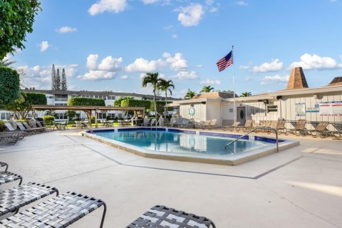 Condo in Lauderdale Lakes, Florida, 1 bedroom  № 1991952 - photo 19