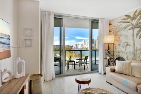 Condo in Hallandale Beach, Florida, 2 bedrooms  № 1763388 - photo 7