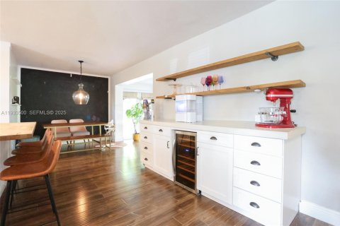 Casa en venta en Fort Lauderdale, Florida, 3 dormitorios, 138.33 m2 № 1992591 - foto 8