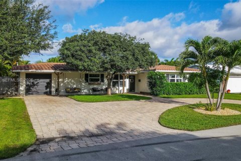 Casa en venta en Fort Lauderdale, Florida, 3 dormitorios, 138.33 m2 № 1992591 - foto 1