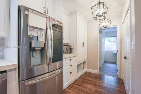 Casa en venta en Fort Lauderdale, Florida, 3 dormitorios, 138.33 m2 № 1992591 - foto 6