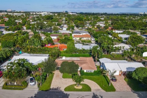 Casa en venta en Fort Lauderdale, Florida, 3 dormitorios, 138.33 m2 № 1992591 - foto 25