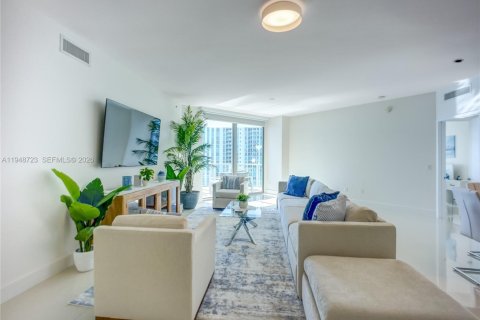 Copropriété à vendre à North Miami Beach, Floride: 2 chambres, 155.15 m2 № 2004569 - photo 5