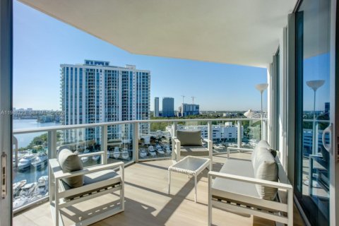 Copropriété à vendre à North Miami Beach, Floride: 2 chambres, 155.15 m2 № 2004569 - photo 25