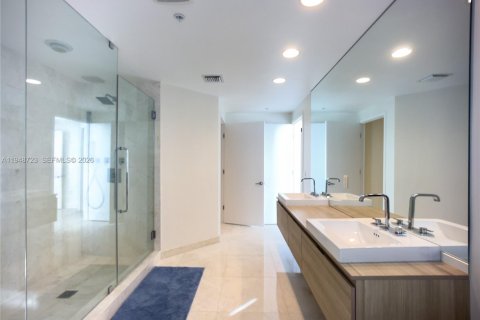 Copropriété à vendre à North Miami Beach, Floride: 2 chambres, 155.15 m2 № 2004569 - photo 24