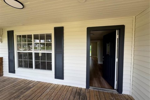 House in Frostproof, Florida 3 bedrooms, 110 sq.m. № 1792739 - photo 5