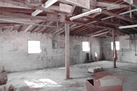 Immobilier commercial à vendre à Punta Gorda, Floride: 10 chambres, 180.6 m2 № 1900023 - photo 15