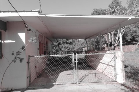 Immobilier commercial à vendre à Punta Gorda, Floride: 10 chambres, 180.6 m2 № 1900023 - photo 6