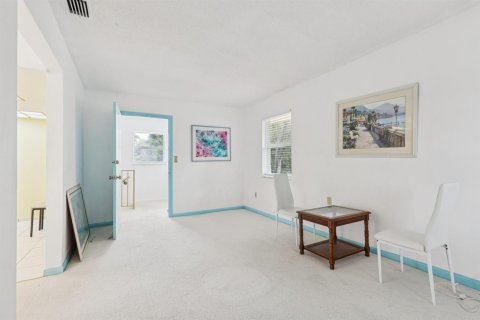 Casa en venta en Miami, Florida, 6 dormitorios, 322.93 m2 № 2250354 - foto 23