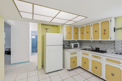 Casa en venta en Miami, Florida, 6 dormitorios, 322.93 m2 № 2250354 - foto 7