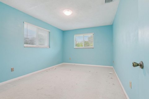 Casa en venta en Miami, Florida, 6 dormitorios, 322.93 m2 № 2250354 - foto 28