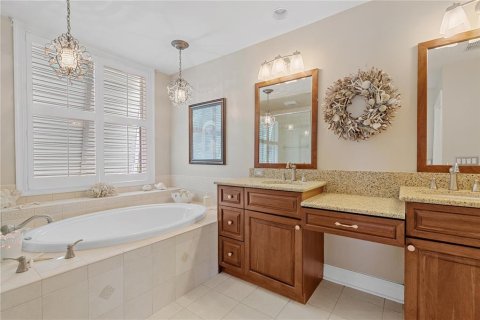 House in Fort Myers, Florida 3 bedrooms, 229.1 sq.m. № 1447519 - photo 19