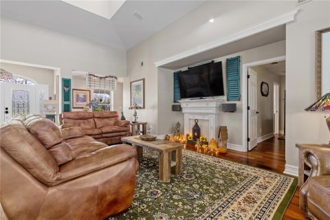 House in Fort Myers, Florida 3 bedrooms, 229.1 sq.m. № 1447519 - photo 6