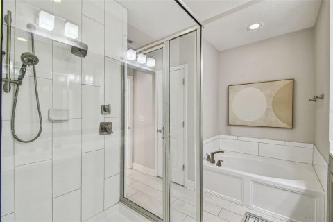 Townhouse in Tampa, Florida 3 bedrooms, 190.91 sq.m. № 1831267 - photo 18