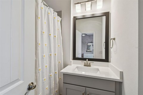 Townhouse in Tampa, Florida 3 bedrooms, 190.91 sq.m. № 1831267 - photo 20