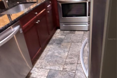 Condominio en alquiler en Tarpon Springs, Florida, 2 dormitorios, 96.71 m2 № 1829859 - foto 8