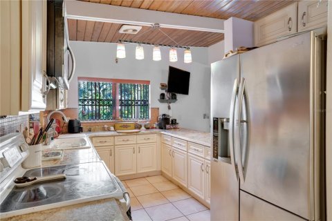 Casa en venta en Tampa, Florida, 3 dormitorios, 227.52 m2 № 1448067 - foto 11