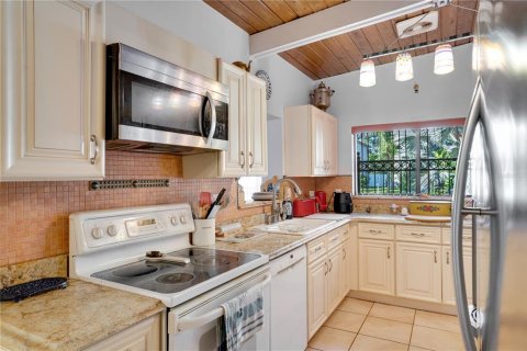 Casa en venta en Tampa, Florida, 3 dormitorios, 227.52 m2 № 1448067 - foto 10