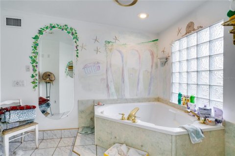 Casa en venta en Tampa, Florida, 3 dormitorios, 227.52 m2 № 1448067 - foto 25