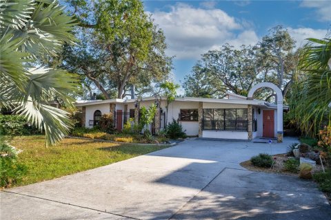 Casa en venta en Tampa, Florida, 3 dormitorios, 227.52 m2 № 1448067 - foto 1