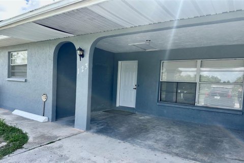 Propiedad comercial en venta en North Port, Florida, 6 dormitorios, 214.05 m2 № 1782453 - foto 2
