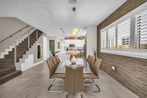 Townhouse in Fort Lauderdale, Florida 3 bedrooms, 220.92 sq.m. № 2087626 - photo 7