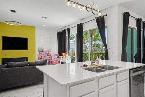 Villa ou maison à vendre à Four Corners, Floride: 5 chambres, 285.77 m2 № 2126959 - photo 7