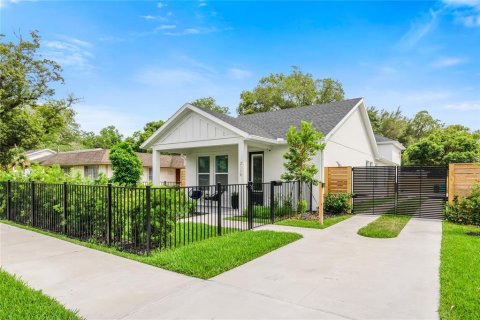 Casa en alquiler en Orlando, Florida, 2 dormitorios, 134.71 m2 № 1808306 - foto 2