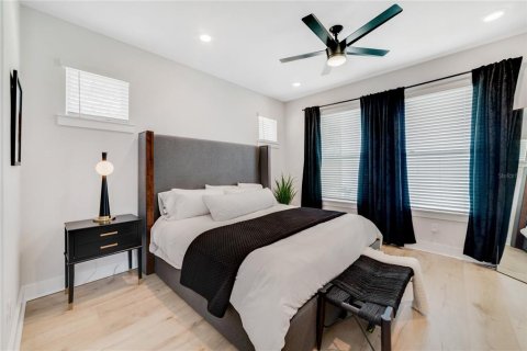 Casa en alquiler en Orlando, Florida, 2 dormitorios, 134.71 m2 № 1808306 - foto 17