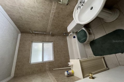 House in Sarasota, Florida 2 bedrooms, 119.94 sq.m. № 1772149 - photo 8