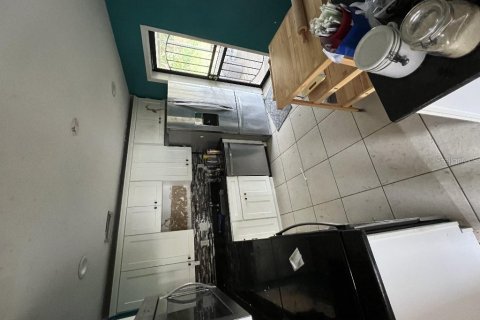 House in Sarasota, Florida 2 bedrooms, 119.94 sq.m. № 1772149 - photo 6