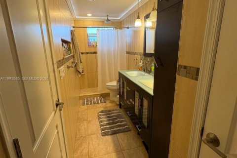 Copropriété à vendre à Miami Beach, Floride: 1 chambre, 61.5 m2 № 2057279 - photo 9