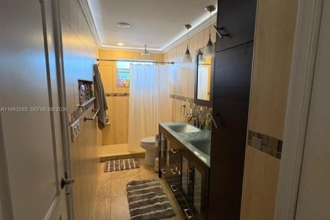 Copropriété à vendre à Miami Beach, Floride: 1 chambre, 61.5 m2 № 2057279 - photo 8