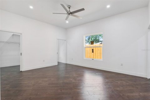 Casa en venta en Orlando, Florida, 5 dormitorios, 209.12 m2 № 2385590 - foto 6