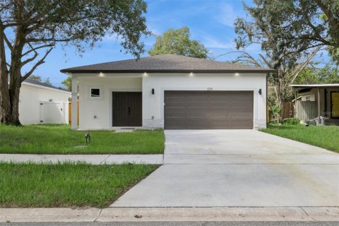 Casa en Orlando, Florida 5 dormitorios, 209.12 m2 № 2385590