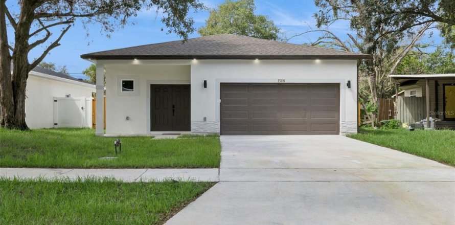 Casa en Orlando, Florida 5 dormitorios, 209.12 m2 № 2385590