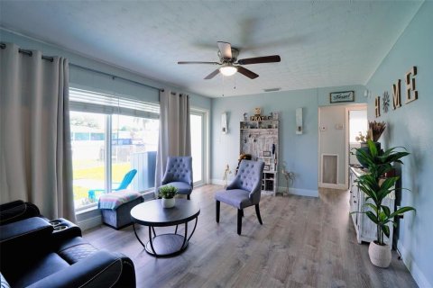 Villa ou maison à vendre à Lake Worth, Floride: 3 chambres, 150.41 m2 № 2433407 - photo 2