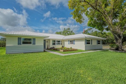 Casa en alquiler en Sarasota, Florida, 3 dormitorios, 232.26 m2 № 1388959 - foto 2