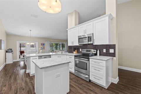 House in Riverview, Florida 4 bedrooms, 222.97 sq.m. № 2393654 - photo 15