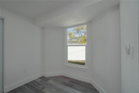 Villa ou maison à louer à Venice, Floride: 2 chambres, 145.11 m2 № 2388288 - photo 18