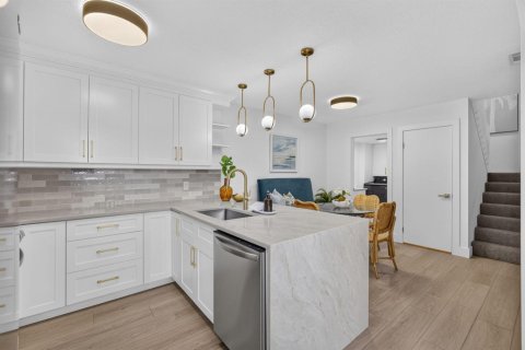 Touwnhouse à vendre à West Palm Beach, Floride: 2 chambres, 114.83 m2 № 2431462 - photo 22
