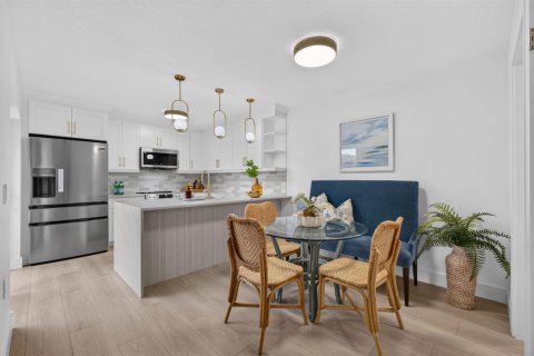 Touwnhouse à vendre à West Palm Beach, Floride: 2 chambres, 114.83 m2 № 2431462 - photo 17