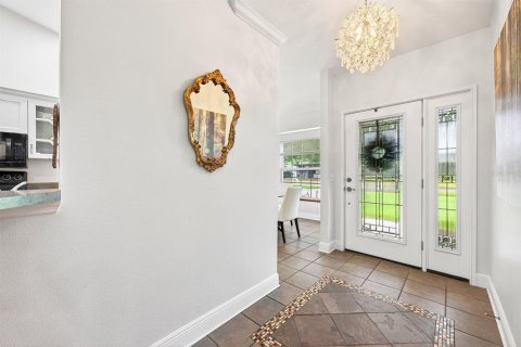 House in Orlando, Florida 3 bedrooms, 161.28 sq.m. № 2239398 - photo 3