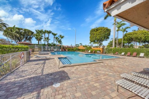 Townhouse in Miami, Florida 3 bedrooms, 144.93 sq.m. № 1697144 - photo 22