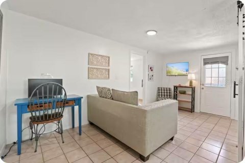 Casa en venta en Tampa, Florida, 4 dormitorios, 167.78 m2 № 2386485 - foto 26