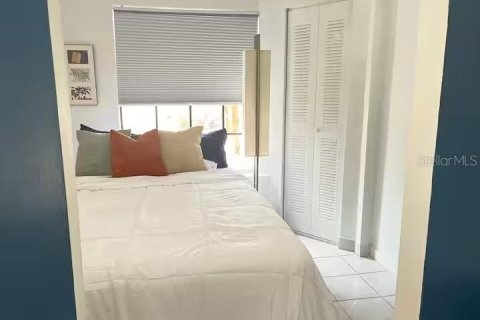 Casa en venta en Tampa, Florida, 4 dormitorios, 167.78 m2 № 2386485 - foto 20